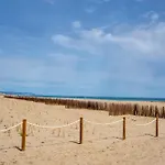 Seaview Beachlove Les Deveses