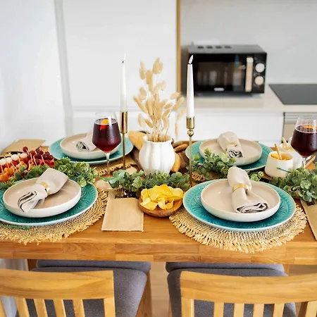 Seaview Beachlove Les Deveses 아파트 *