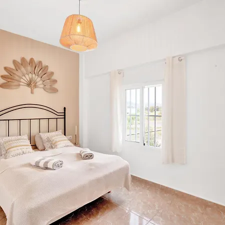 Seaview Beachlove Les Deveses Дения